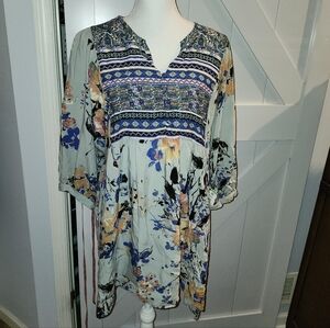 A Beautiful Soul Floral Print Rayon Dress Size B